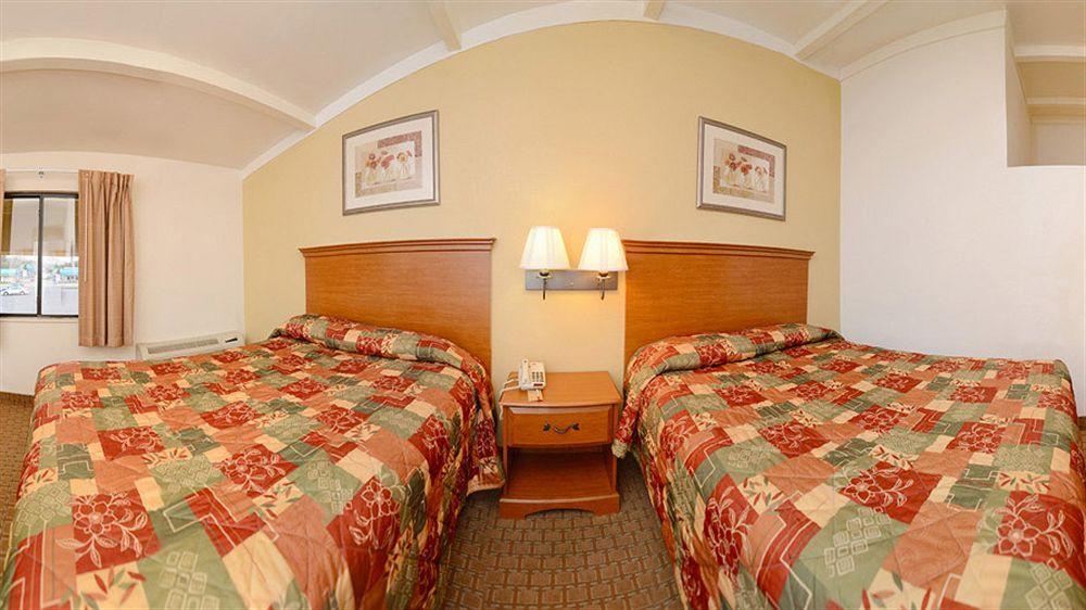 Mho Hotel Бордентаун Экстерьер фото