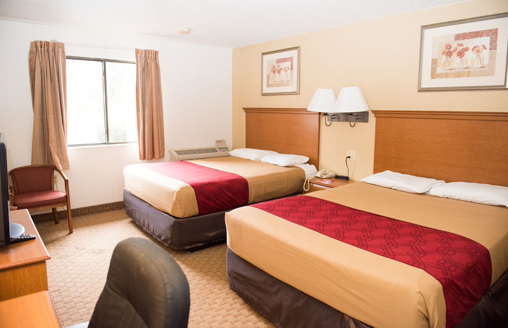 Mho Hotel Бордентаун Экстерьер фото