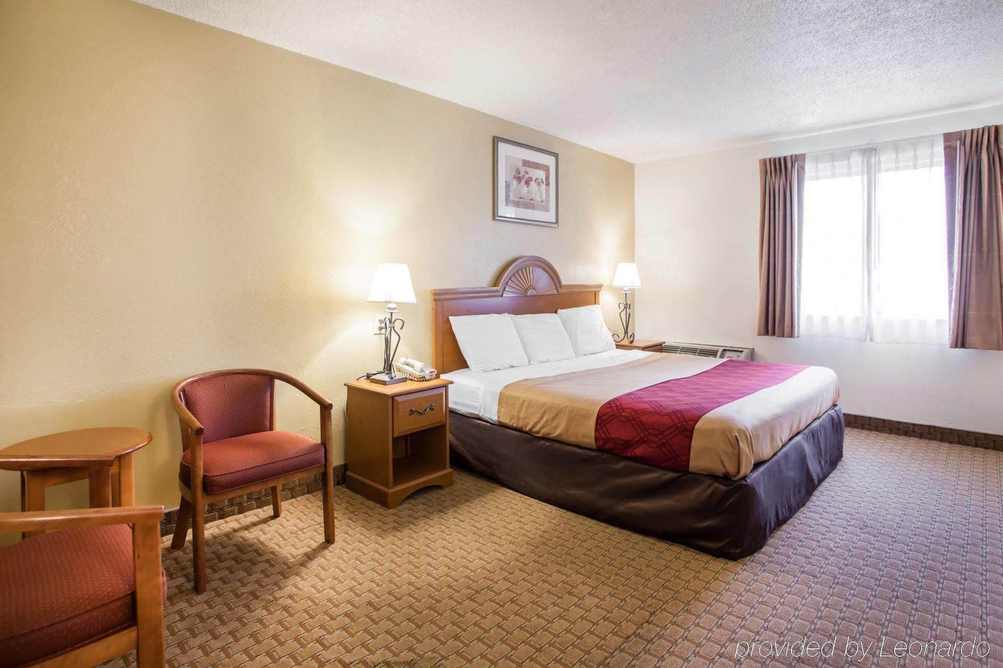 Mho Hotel Бордентаун Экстерьер фото