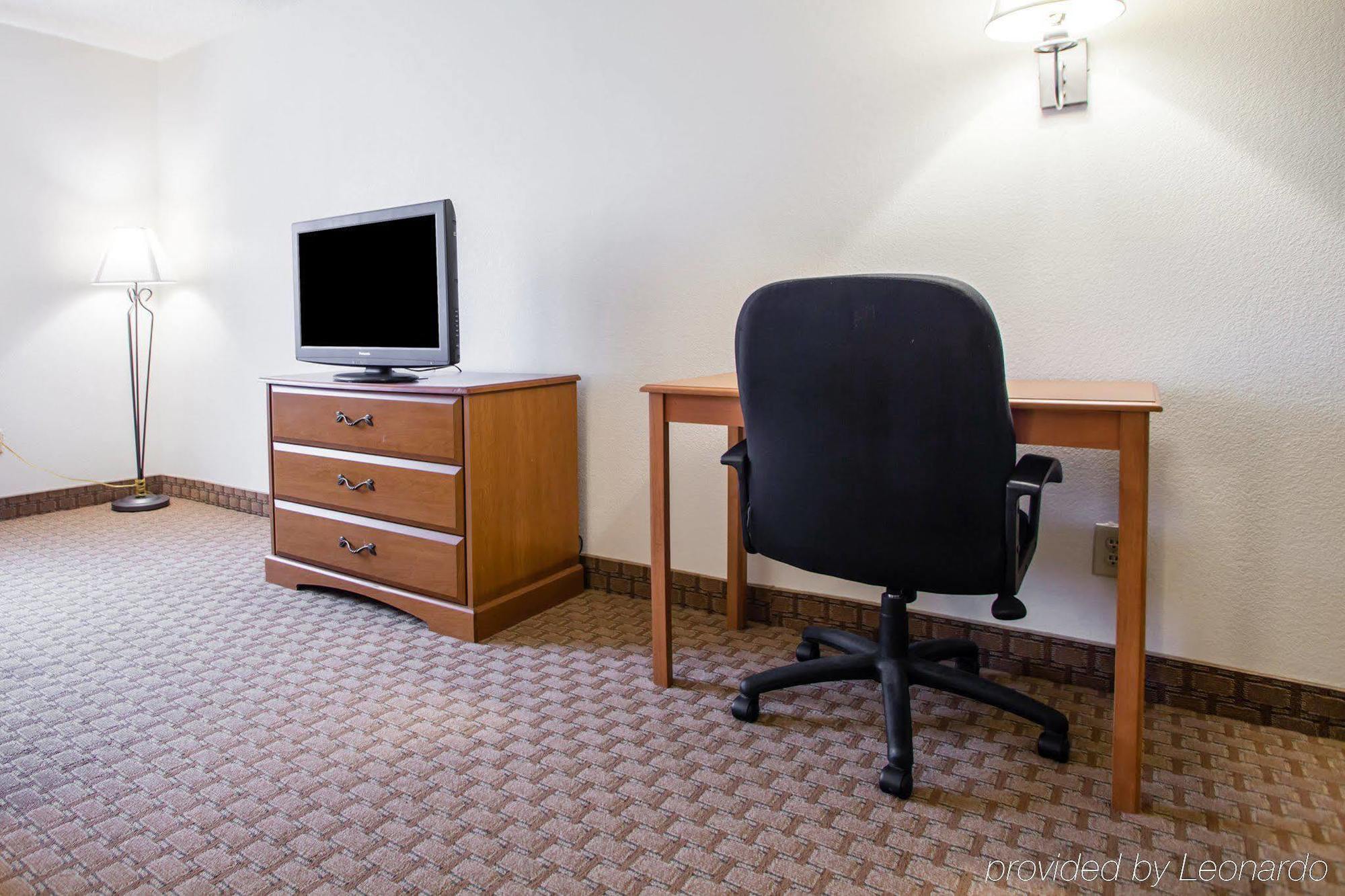 Mho Hotel Бордентаун Экстерьер фото